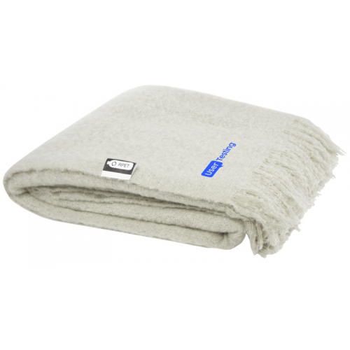 User Testing RPET mohair blanket